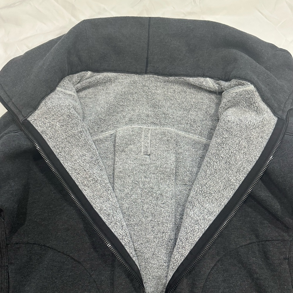 Lululemon | Jacket - Picture 2 of 7